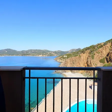 Rosy Terrazza Sul Mare By Teuladaapartments Apartman *