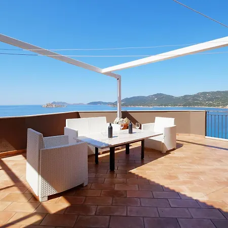 Rosy Terrazza Sul Mare By Teuladaapartments